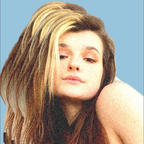 Meet your Posher, Erin - Picture 1 of 1